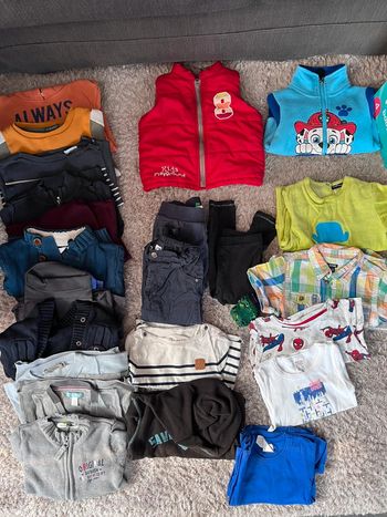 Lot vêtements 24 mois
