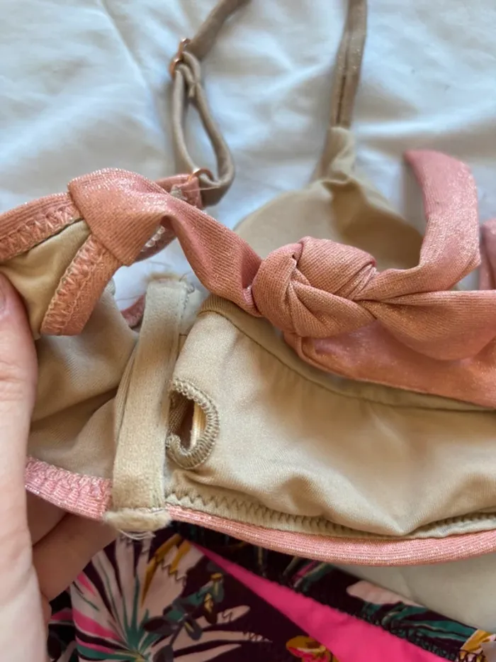 Lot 2 ensembles maillot de bain bikini rose beige pailleté violet motifs Penti taille XS/34 - photo numéro 7