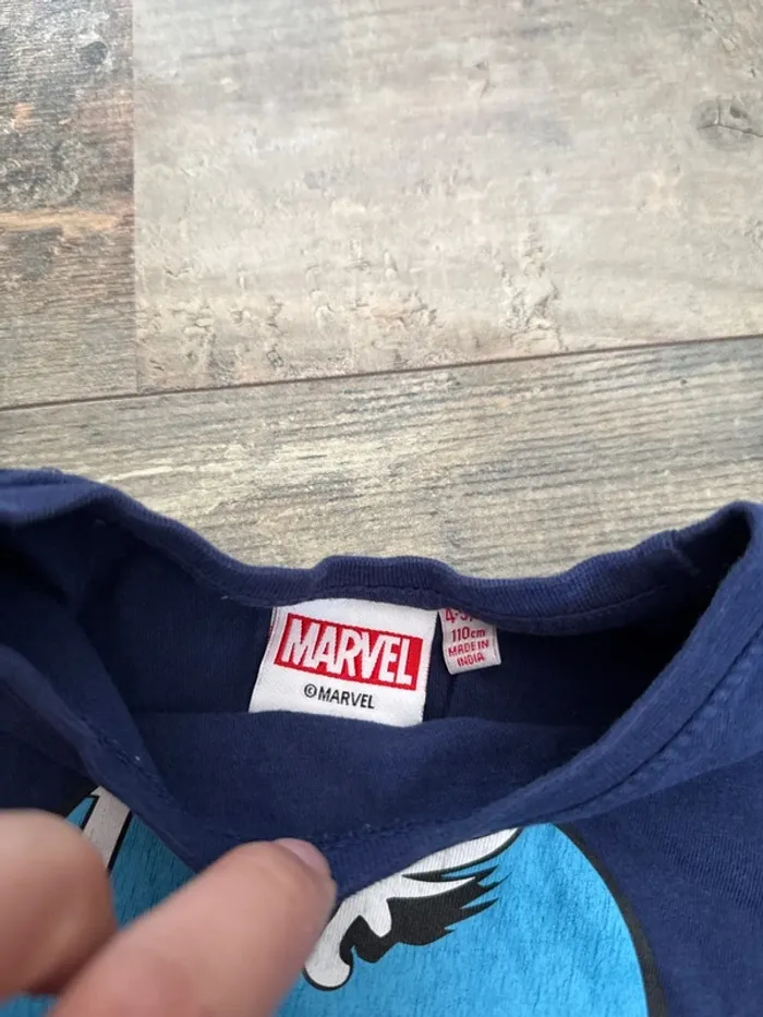 Tee shirt Marvel 4-5 ans - photo numéro 2