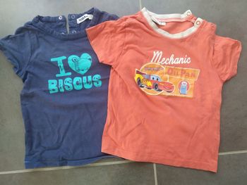 Lot 2 Tshirts Disney 24 mois