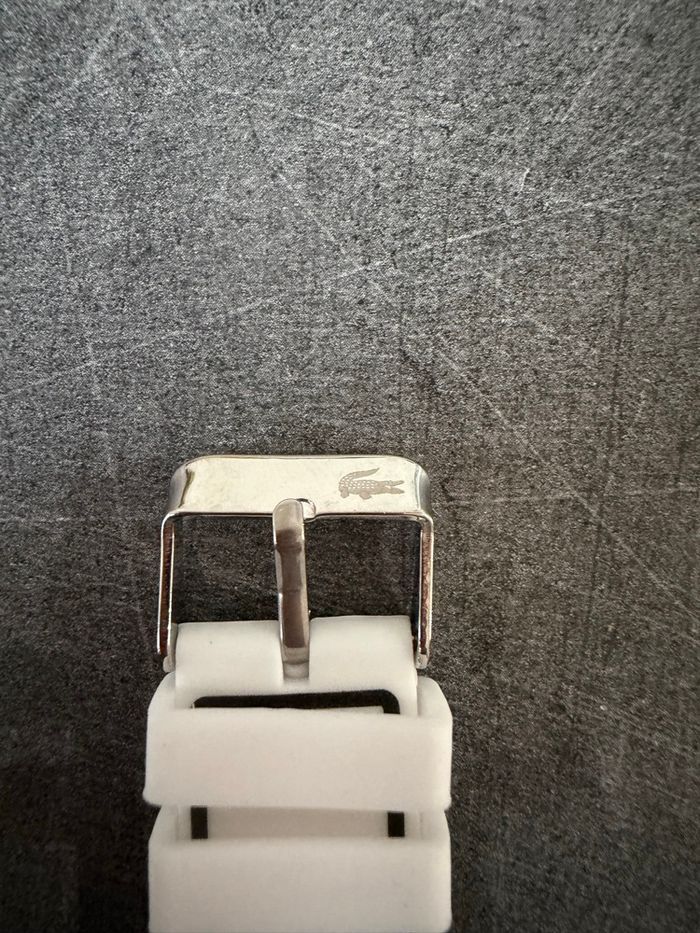 Montre Lacoste - photo numéro 2