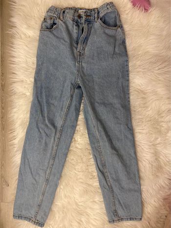 Jean mom  pull&bear taille 36