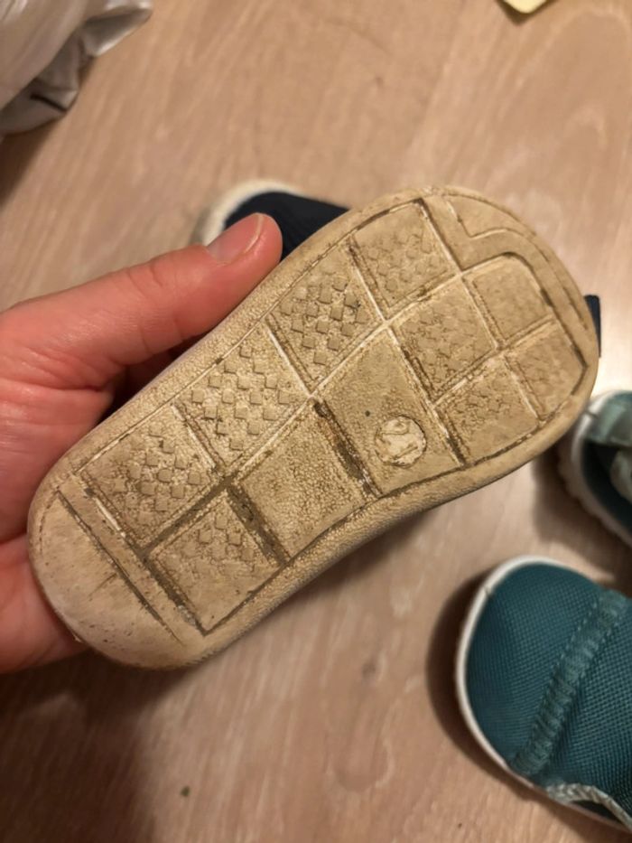 Lot de deux paire de chaussures d’été / plage - photo numéro 4