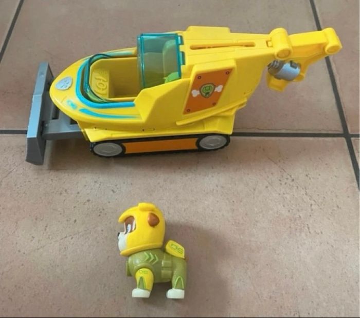 Ruben et son véhicule Aqua Pups - photo numéro 2