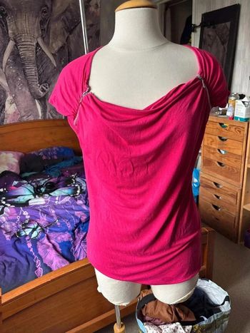 T shirt manche  courte  taille 4(42)  marque  Jacqueline riu