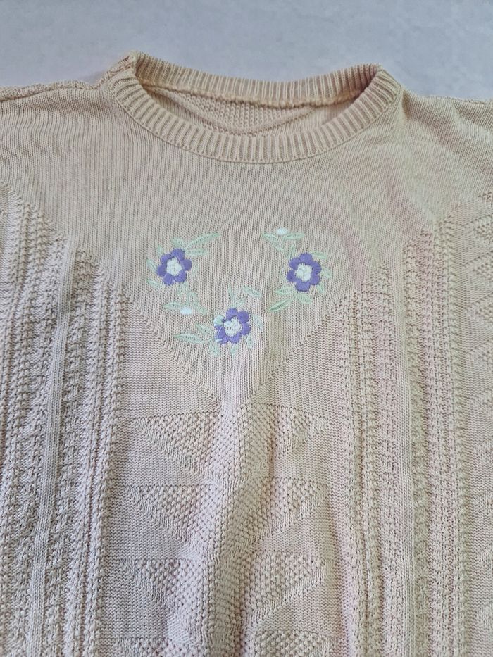 Pull femme en maille , broderie fleurs , vintage, taille S - photo numéro 2