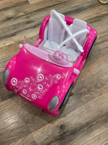 Voiture pour barbie