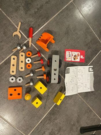 Camion bulldozer en bois janod à construire