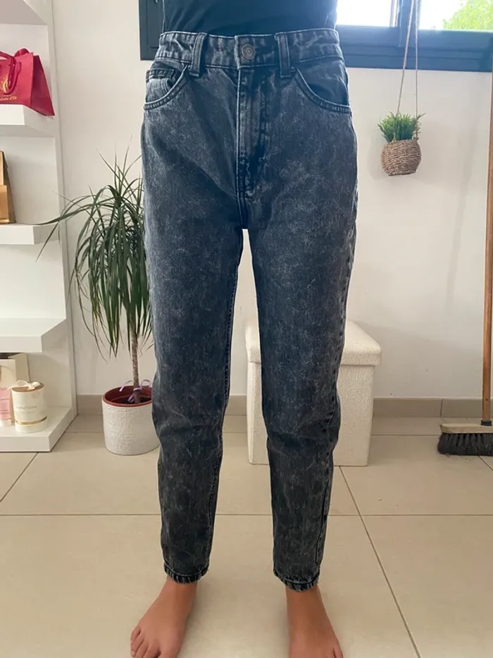 Jean mom taille 32 - photo numéro 2