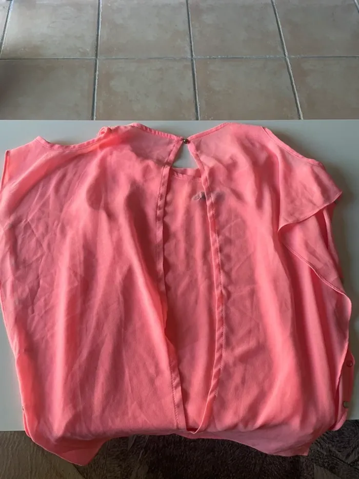 Haut rose fluo - photo numéro 5