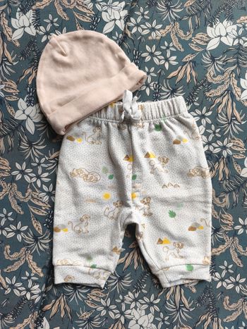 Ensemble bonnet avec pantalon Disney