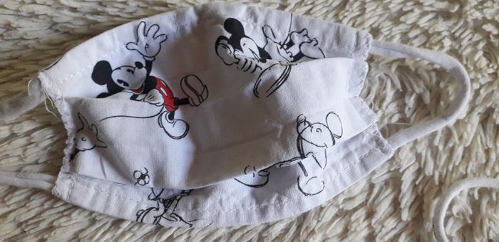 Lot de 3 masques Disney mickey minnie Enfants 18. 36 mois - photo numéro 4
