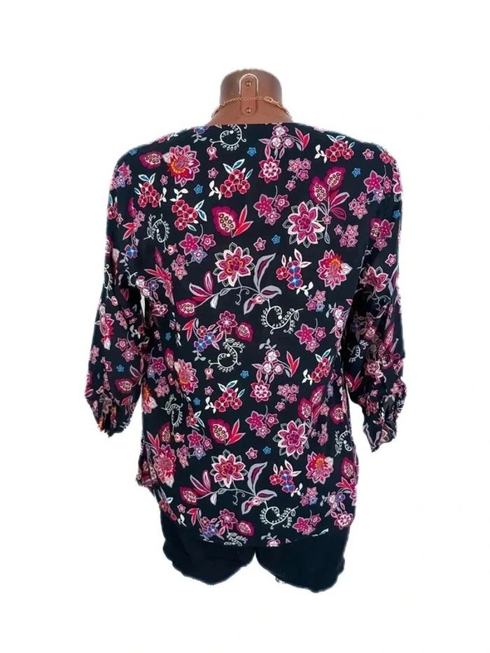 Magnifique blouse motif fleur