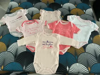 Lot 6 bodies fille