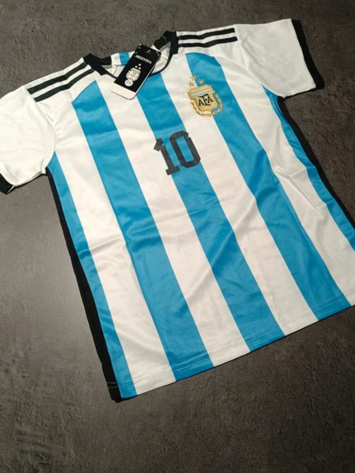 Tenue football Léo Messi argentine. T.24 - photo numéro 2
