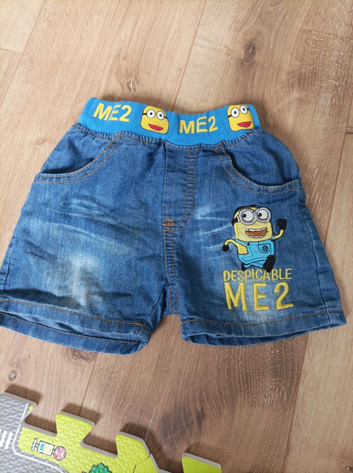 Short en jean minions 2 ans