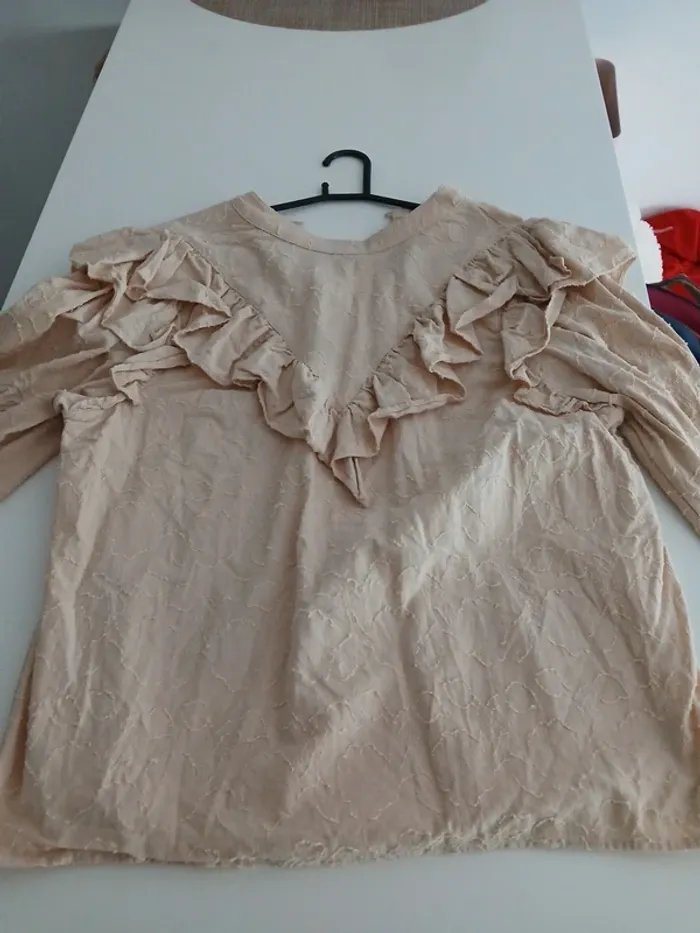 Blouse kiabi à broderie