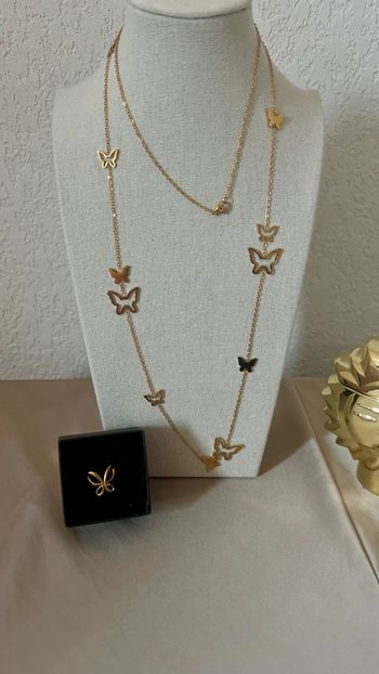 Collier papillon