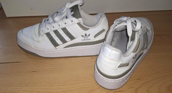 Adidas forum low cuir blanc t.36 2/3- UK 4 - photo numéro 3