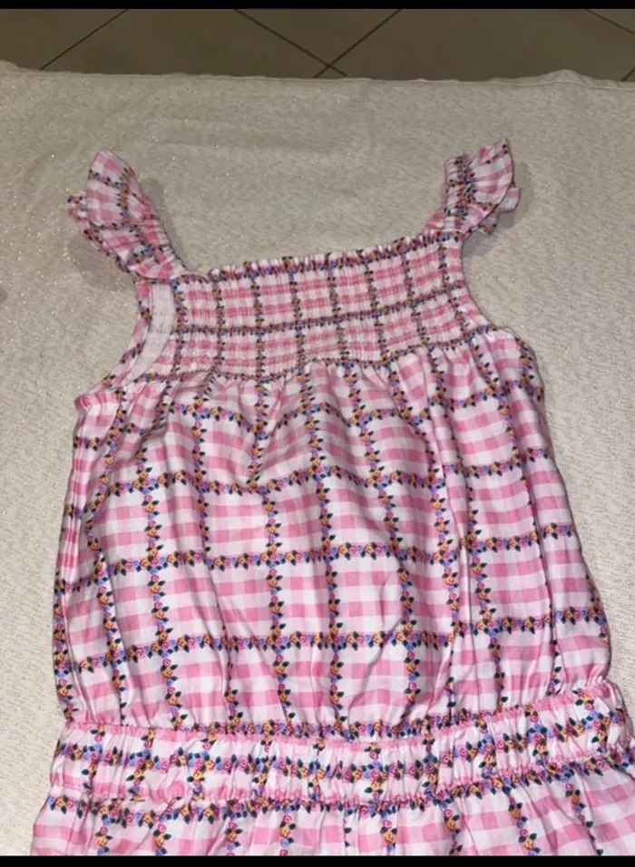 Combinaison short SGMJ 8 ans neuve - photo numéro 3