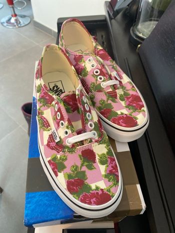 Vans old skool  flower  t 40