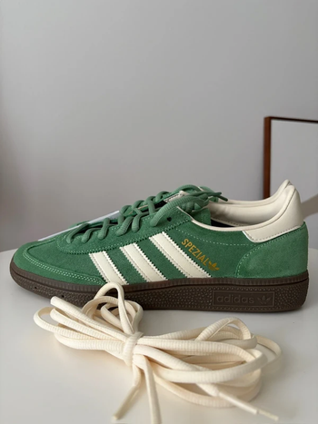 Adidas  HANDBALL SPEZIAL taille 36