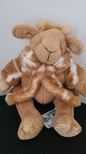 doudou girafe