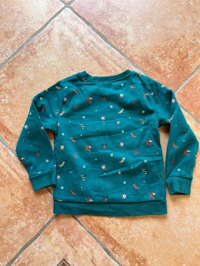 Pull de Noël neuf - photo numéro 4