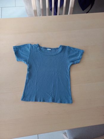 T-shirt bleu garçon