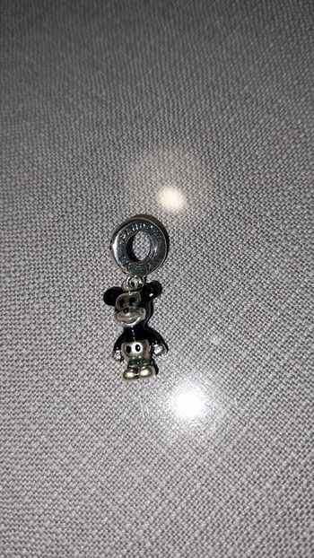 Pandora Mickey