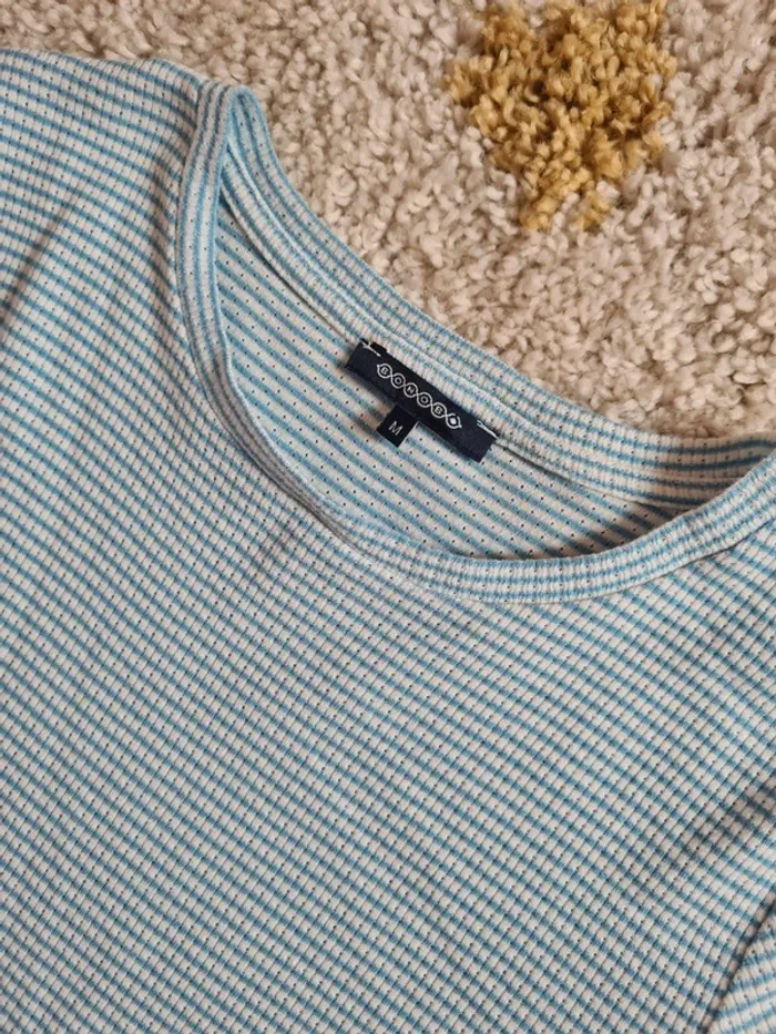 T shirt crop rayures fines bleu et blanc - photo numéro 2
