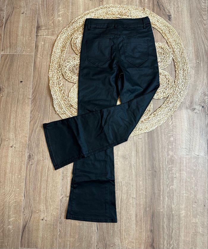 Pantalon femme similicuir  cache cache T40