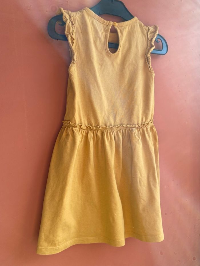 Robe 6 ans - photo numéro 2