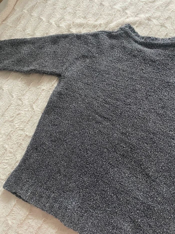 Pull gris brillant T2 - photo numéro 4