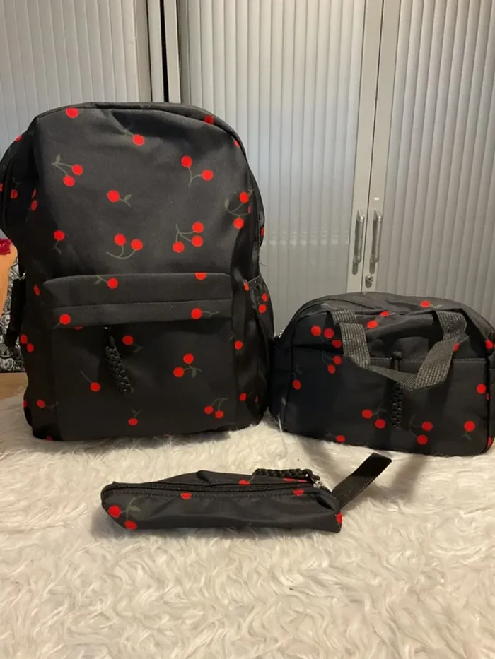 Ensemble 3 pcs « cerises » neuf