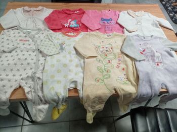 8 pyjamas 6 mois