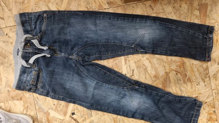 Jean garçon kiabi 8 ans 128 cmserrage taille - photo numéro 2