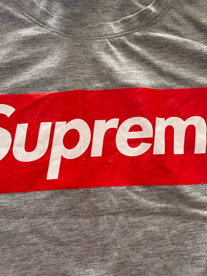 T-shirt supreme - photo numéro 3