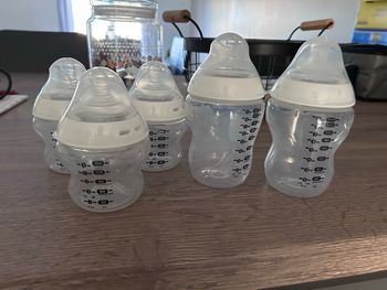 Biberon tommee tippee 