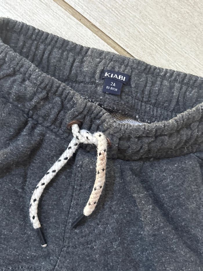 Short 2 ans - photo numéro 2
