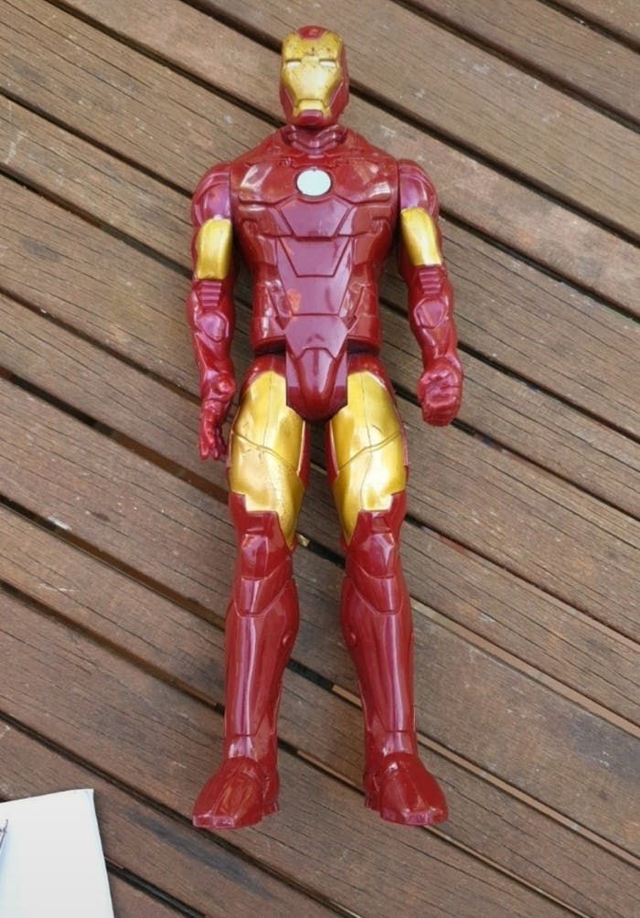 Figurine iron man marvel