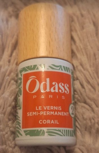 Vernis semi permanent corail Odass Paris 