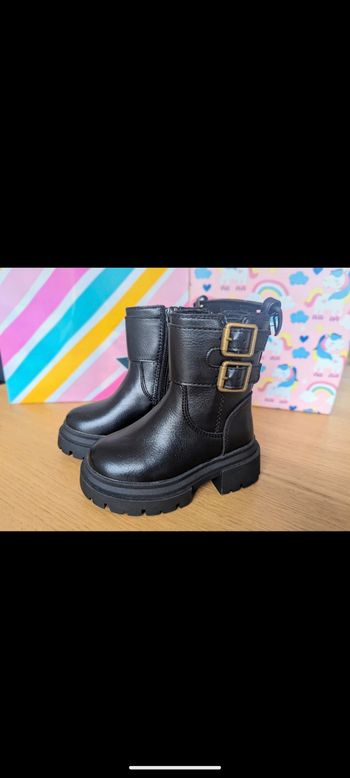 Bottines noires 21 Kiabi