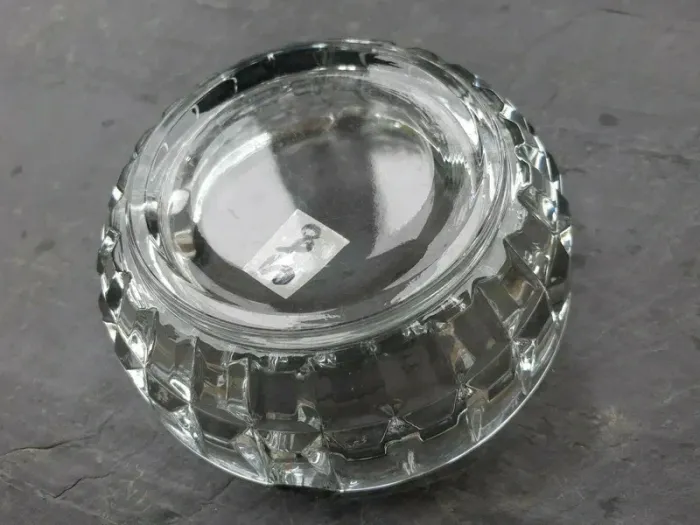 Gros cendrier en verre - photo numéro 2