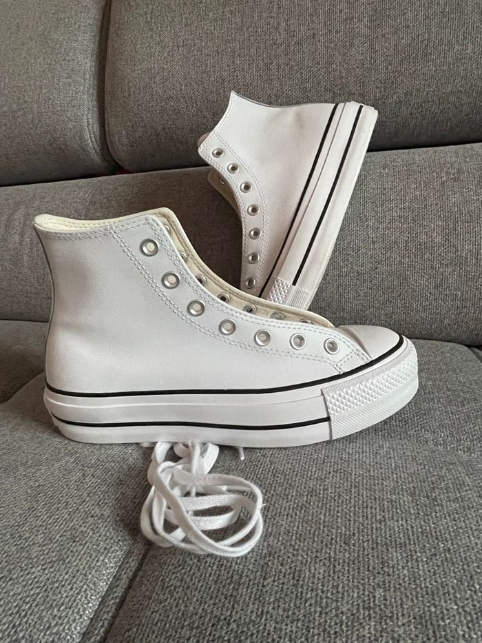Converse plate-forme blanche cuir véritable 39 - photo numéro 10