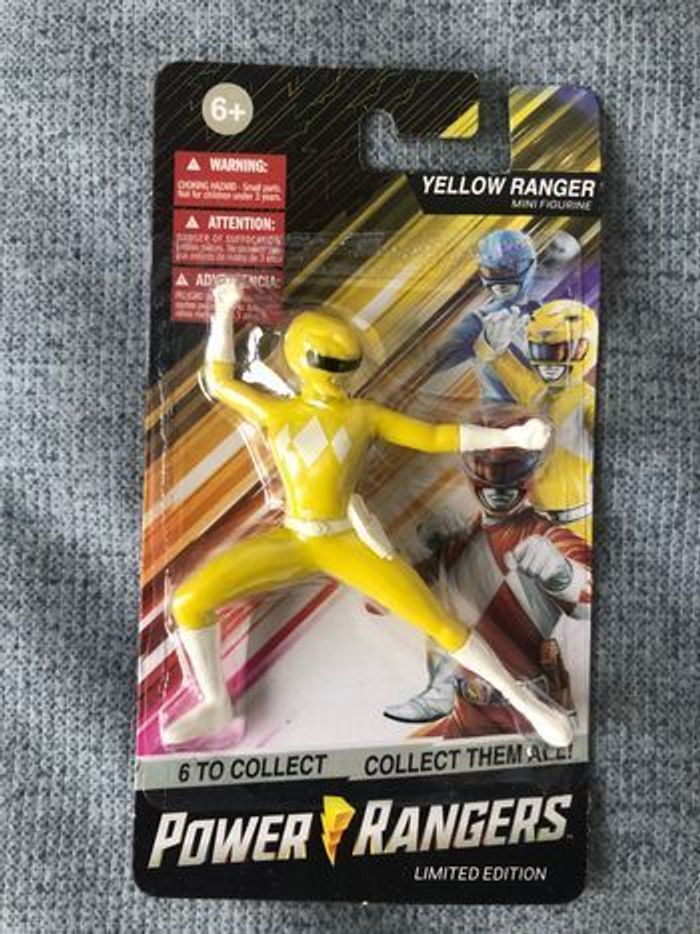 Figurine mini power rangers retro jaune
