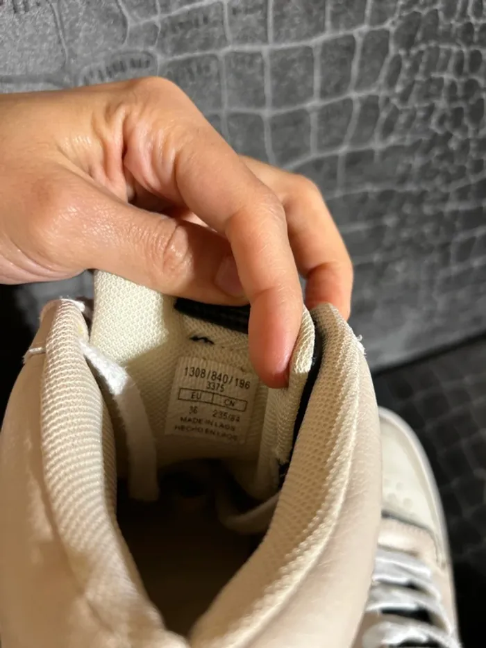 Basket pull & bear 36 noir rose blanche - photo numéro 6