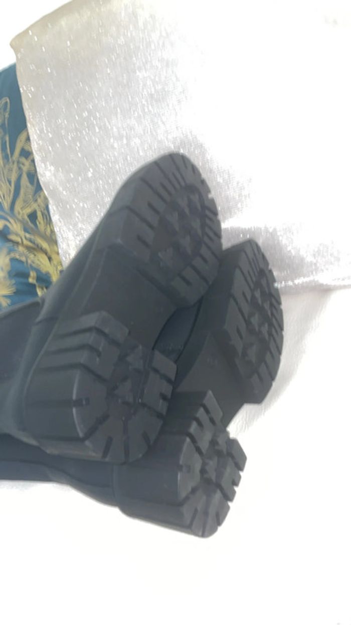 Bottes noires style Chelsea neuves, semelle crantée T36 - photo numéro 4