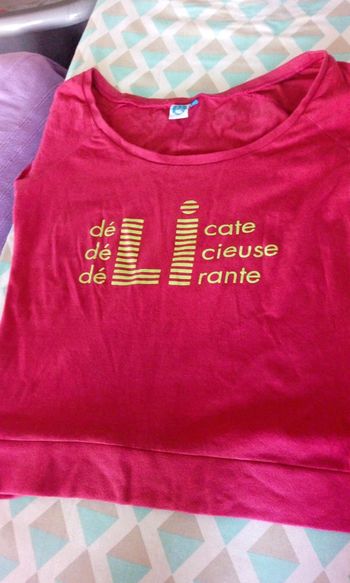 Tee-shirt rose à messages