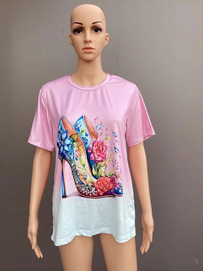T-shirt taille L très bon état - Design floral élégant